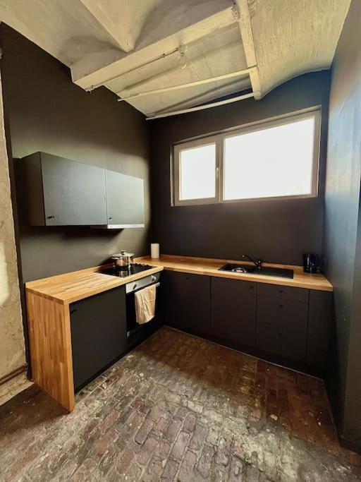 Appartement Designer Loft With Sunny Terrace